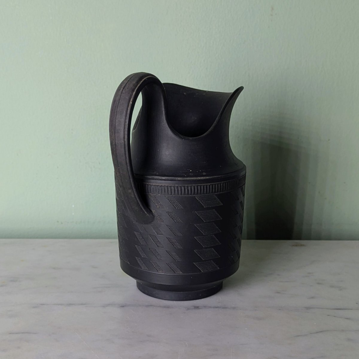 Creil, époque Empire - charmant pot à lait en "black basalt", grès fin noir -photo-2
