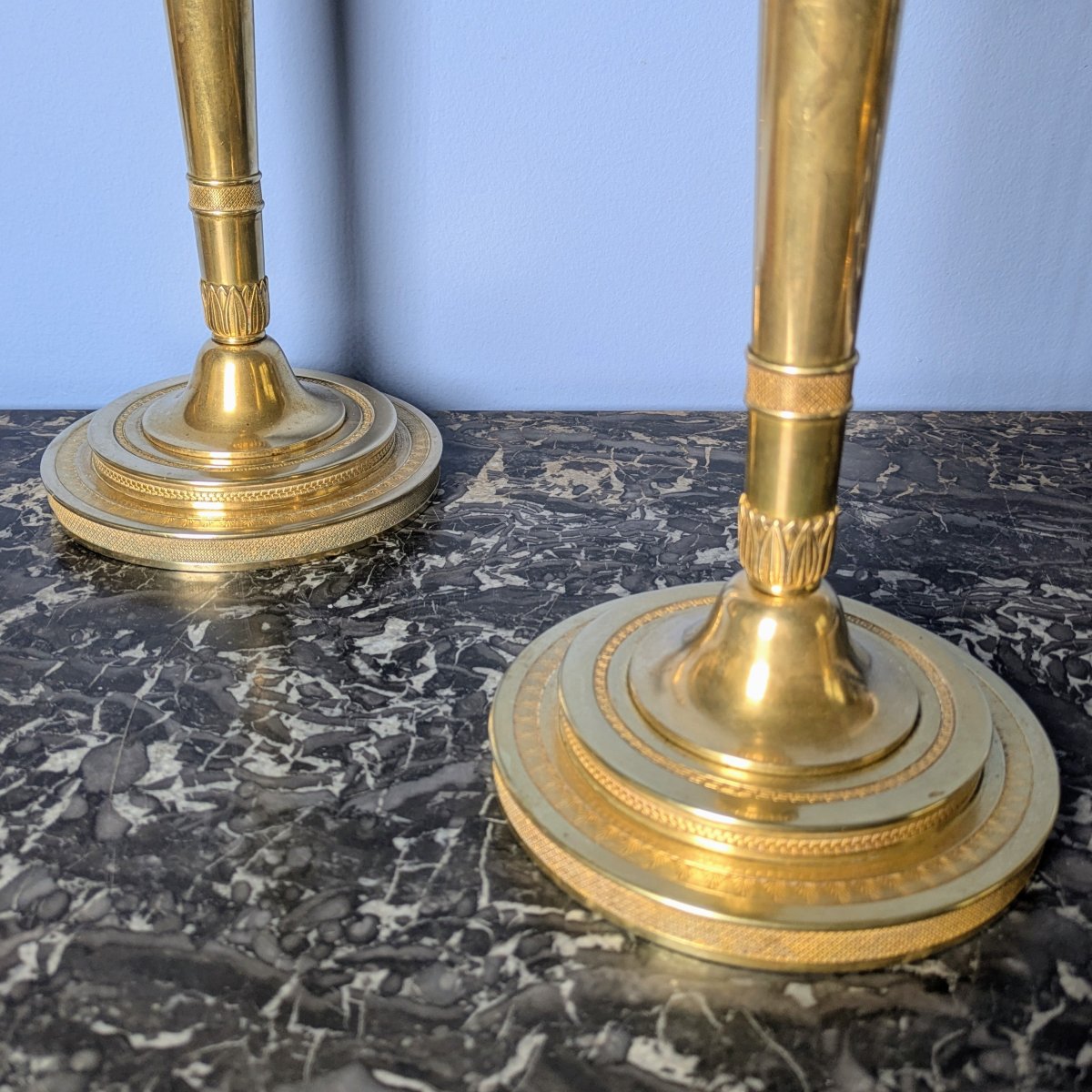 Paris, époque Consulat, Empire - paire de bougeoirs ou flambeaux en bronze - modèle impérial-photo-4