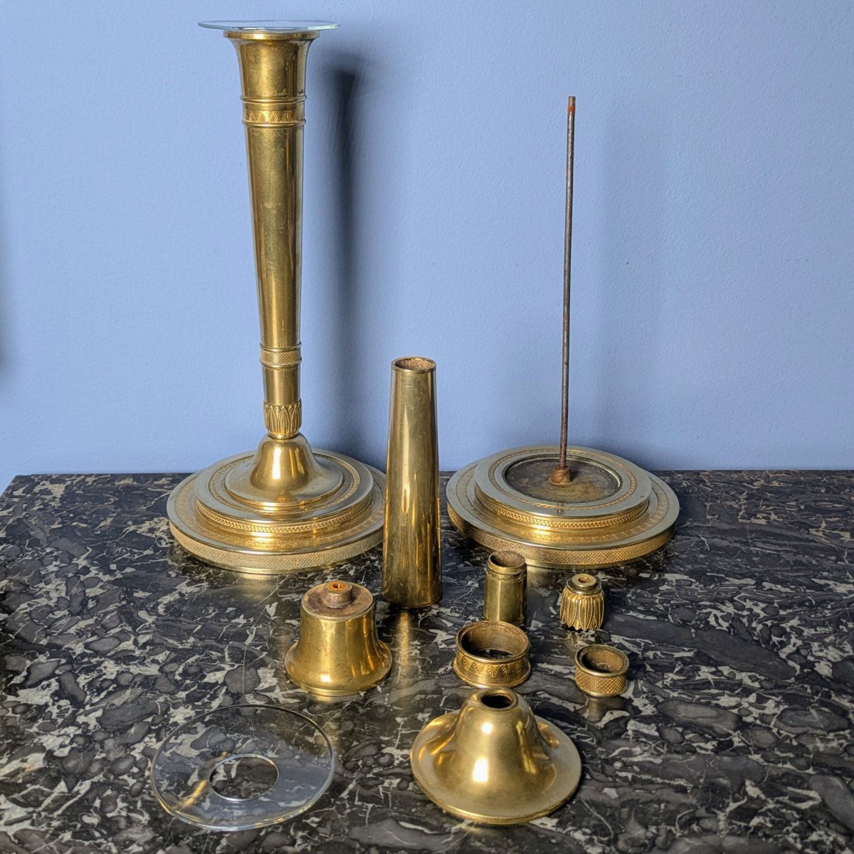 Paris, époque Consulat, Empire - paire de bougeoirs ou flambeaux en bronze - modèle impérial-photo-2