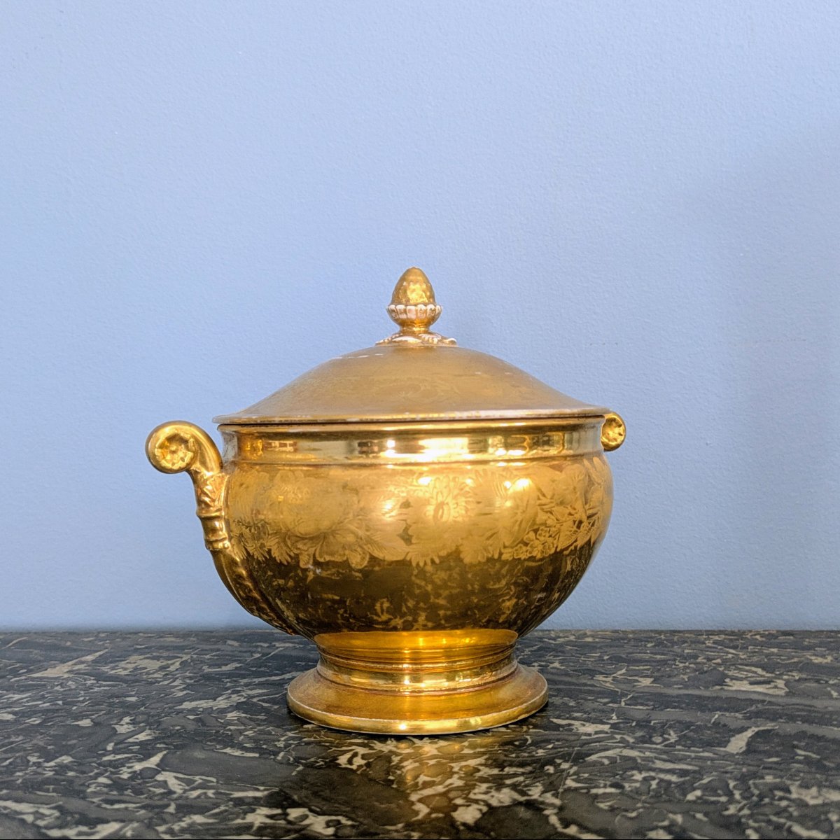 Paris, vers 1830 - bouillon, drageoir couvert - porcelaine dorée - Charles X-photo-2