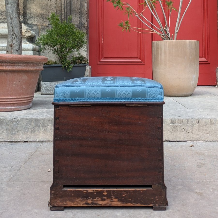 Paris, vers 1830 - rare pouf, tabouret d'aisance en orme, acajou et amarante - Charles X-photo-7