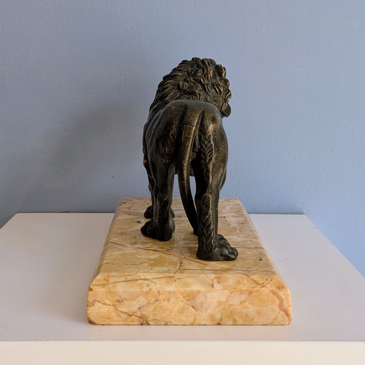 Grand Tour Work, Circa 1900—patinated Bronze Lion On A Marble Pedestal-photo-3