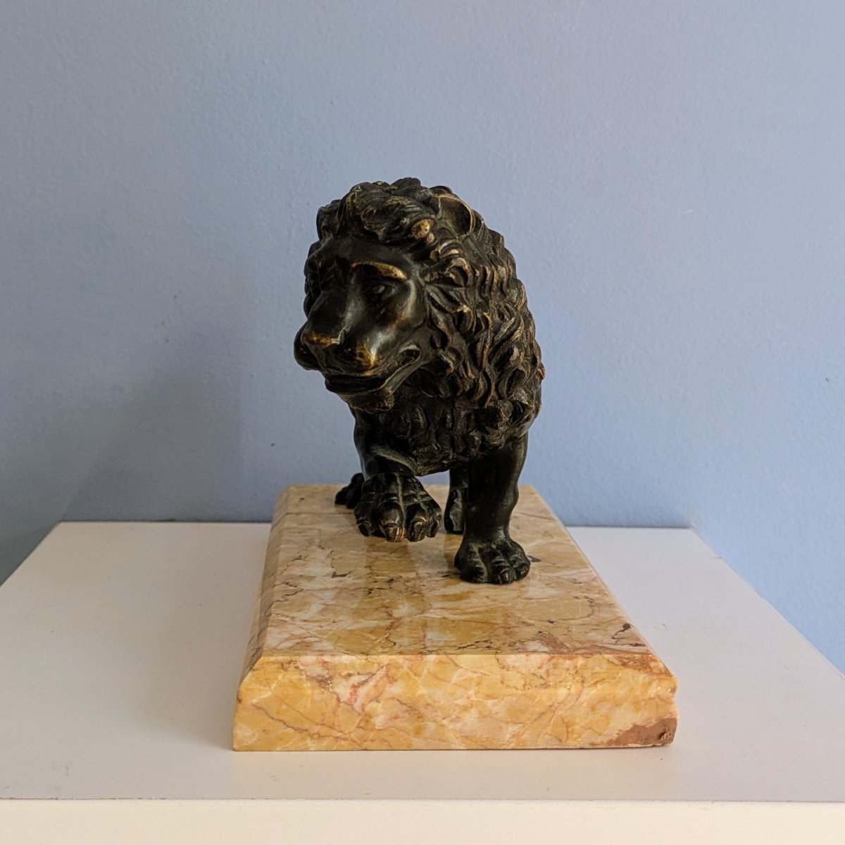 Grand Tour Work, Circa 1900—patinated Bronze Lion On A Marble Pedestal-photo-2