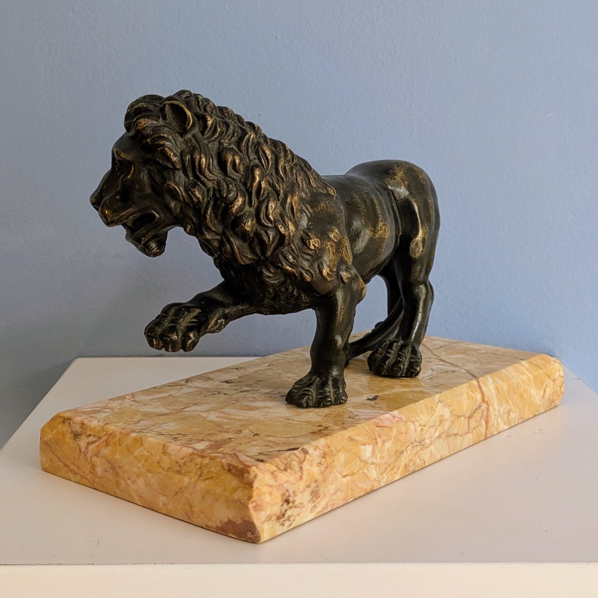 Grand Tour Work, Circa 1900—patinated Bronze Lion On A Marble Pedestal-photo-3