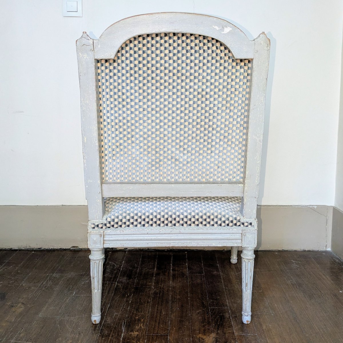Paris, époque Louis XVI - fauteuil à la Reine d'époque Louis XVI - hêtre peint-photo-2