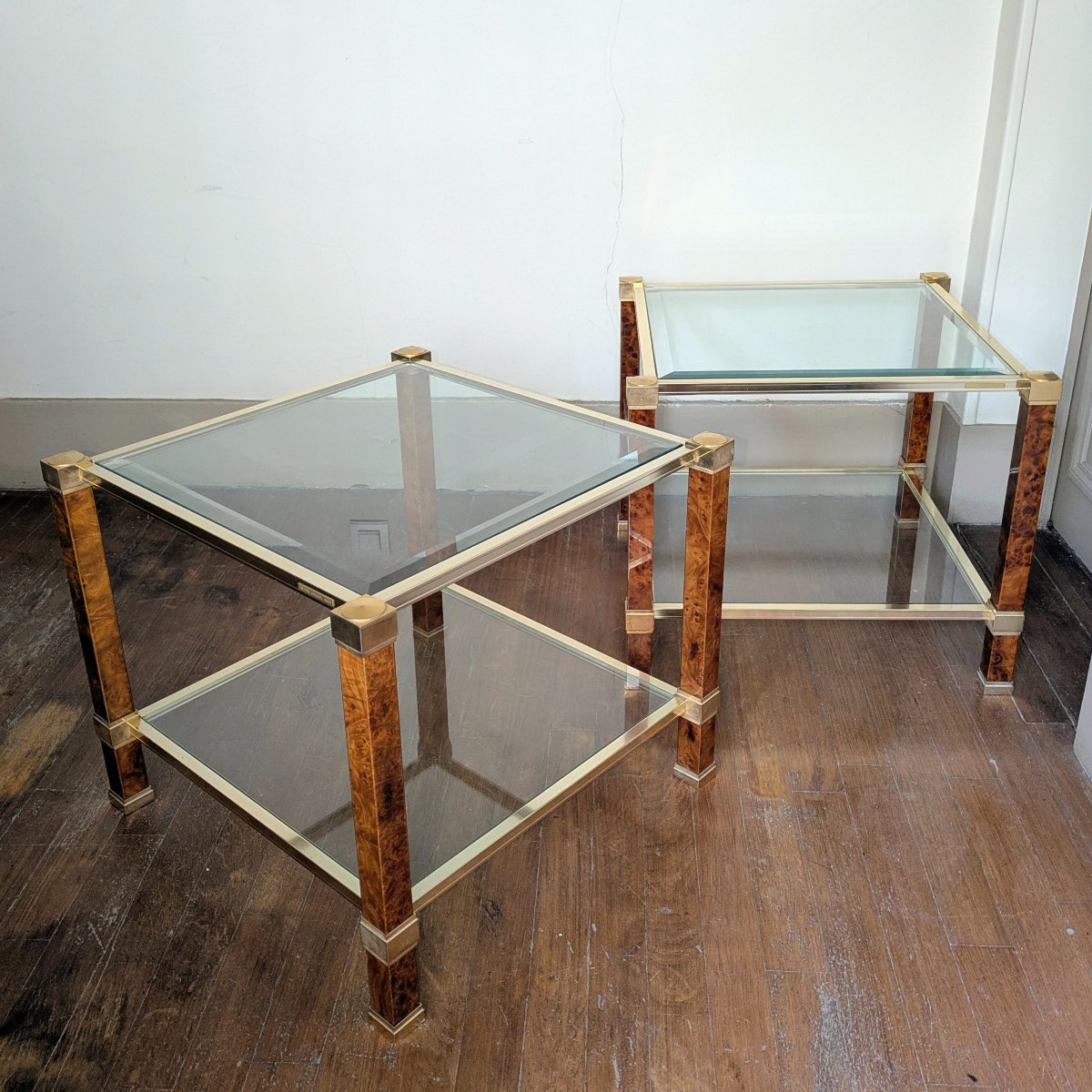 Pierre Vandel - paire de tables basses, bouts de canapés - laiton, loupe et verre biseauté-photo-2