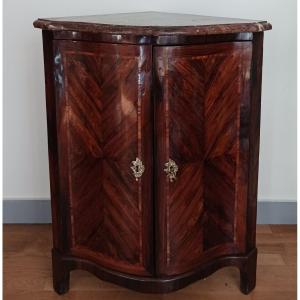 Adrien Fleury, Circa 1760 - Large Two-leaf Crossbow Corner Cabinet - Louis XV - Thick Red Marble