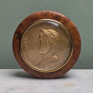 France, époque Louis Philippe - boite "retour des cendres" - portrait de Napoléon lauré