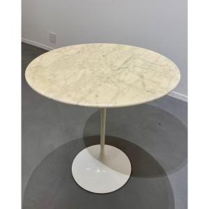 Eero Saarinen Tulip End Table