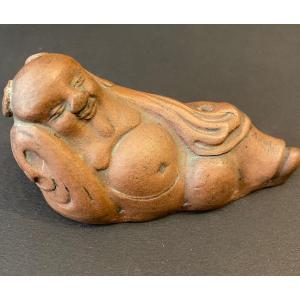 China, Qing Dynasty (1644-1912) . Yixing Sandstone Incense Holder (zisha).