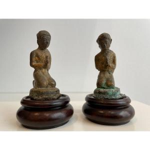 Birmanie, Circa 1800. Deux Moines Adorants En Bronze.