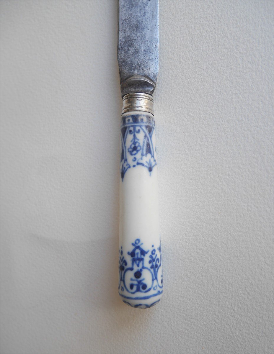 Couteau de table en porcelaine tendre de Saint-Cloud, vers 1700-1720-photo-4