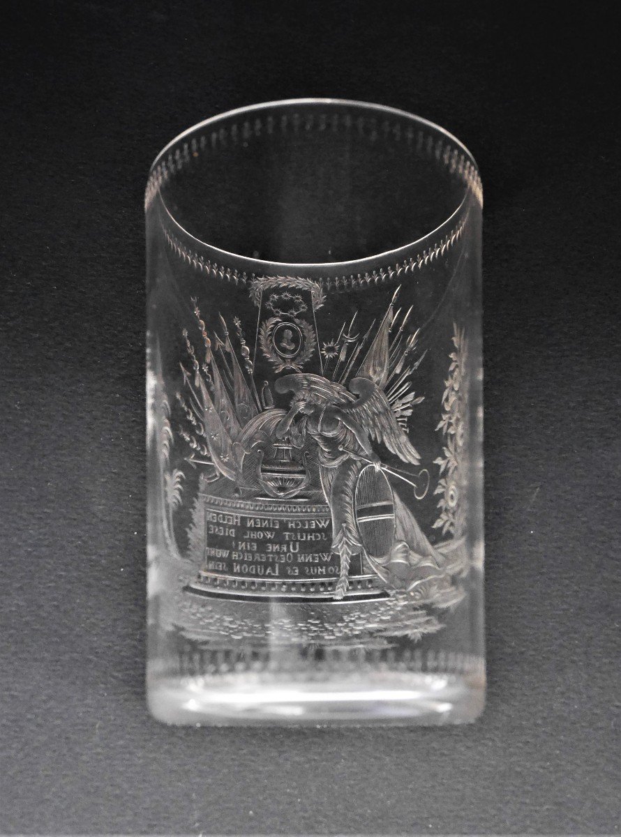 Gobelet en verre gravé à la mémoire du maréchal Von Laudon, Autriche, Vers 1790-photo-3