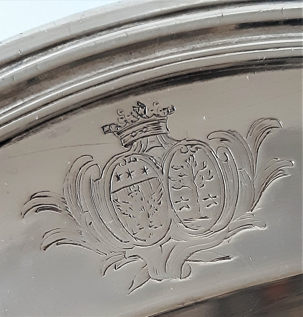 Round Silver Dish By Guillaume Pigeron, Paris, 1766-1767 -photo-1