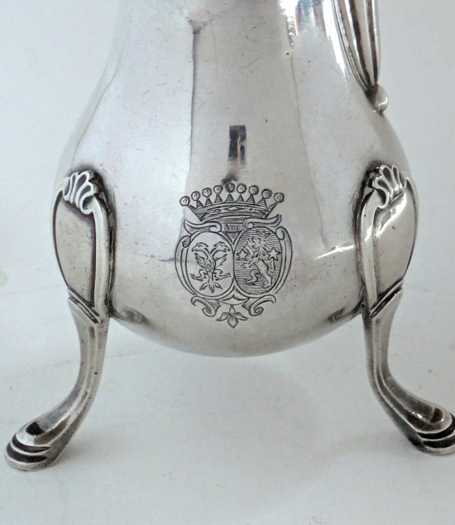 Chocolatière égoïste armoriée,  argent, par François Delapierre, Paris, 1781-1782-photo-2