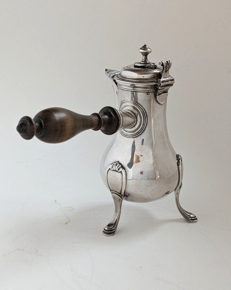 Chocolatière égoïste armoriée,  argent, par François Delapierre, Paris, 1781-1782-photo-4