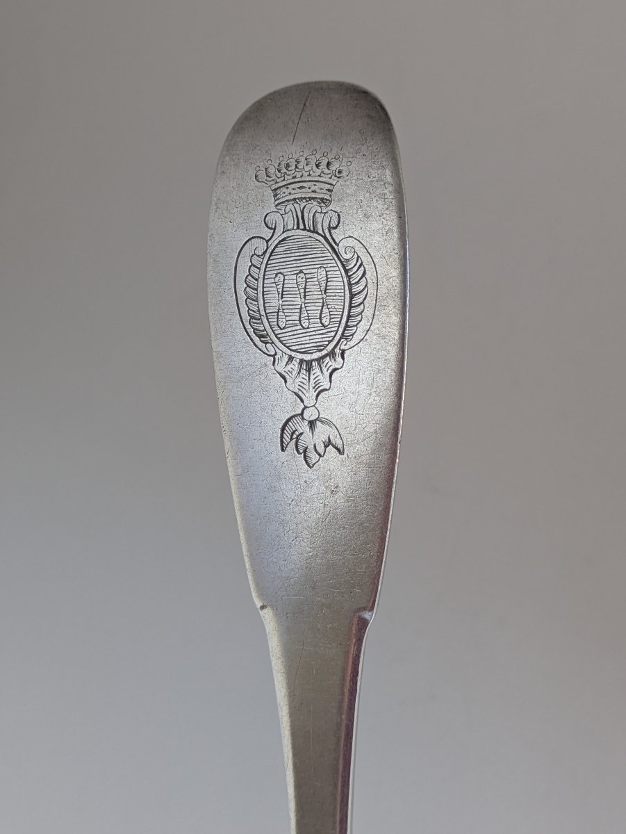 Albi : cuillère à ragoût armoriée en argent par Jean-Bernard Vieuseux, après 1758