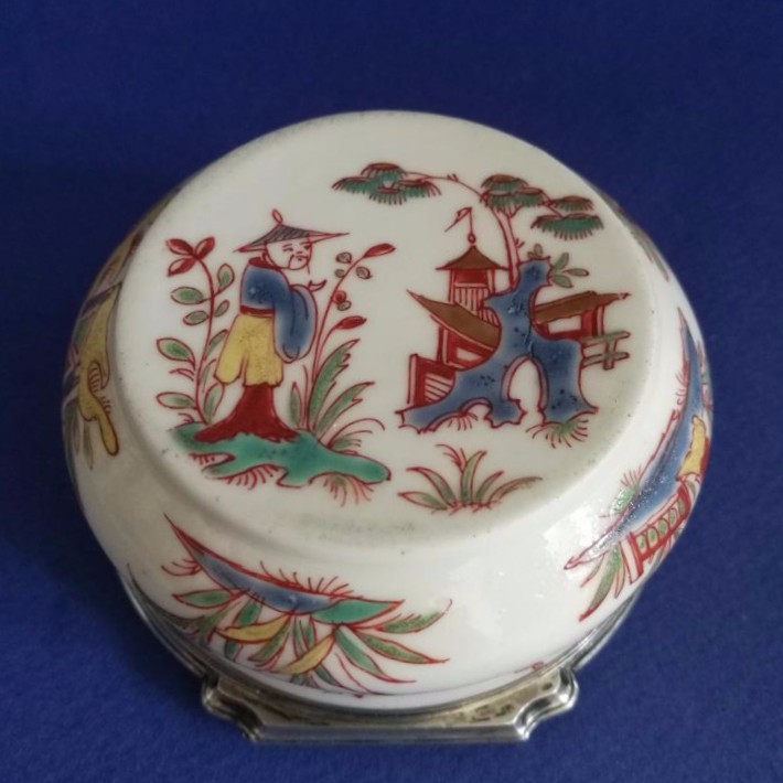 Tabatière, porcelaine tendre de Saint-cloud, 1730-1740-photo-4