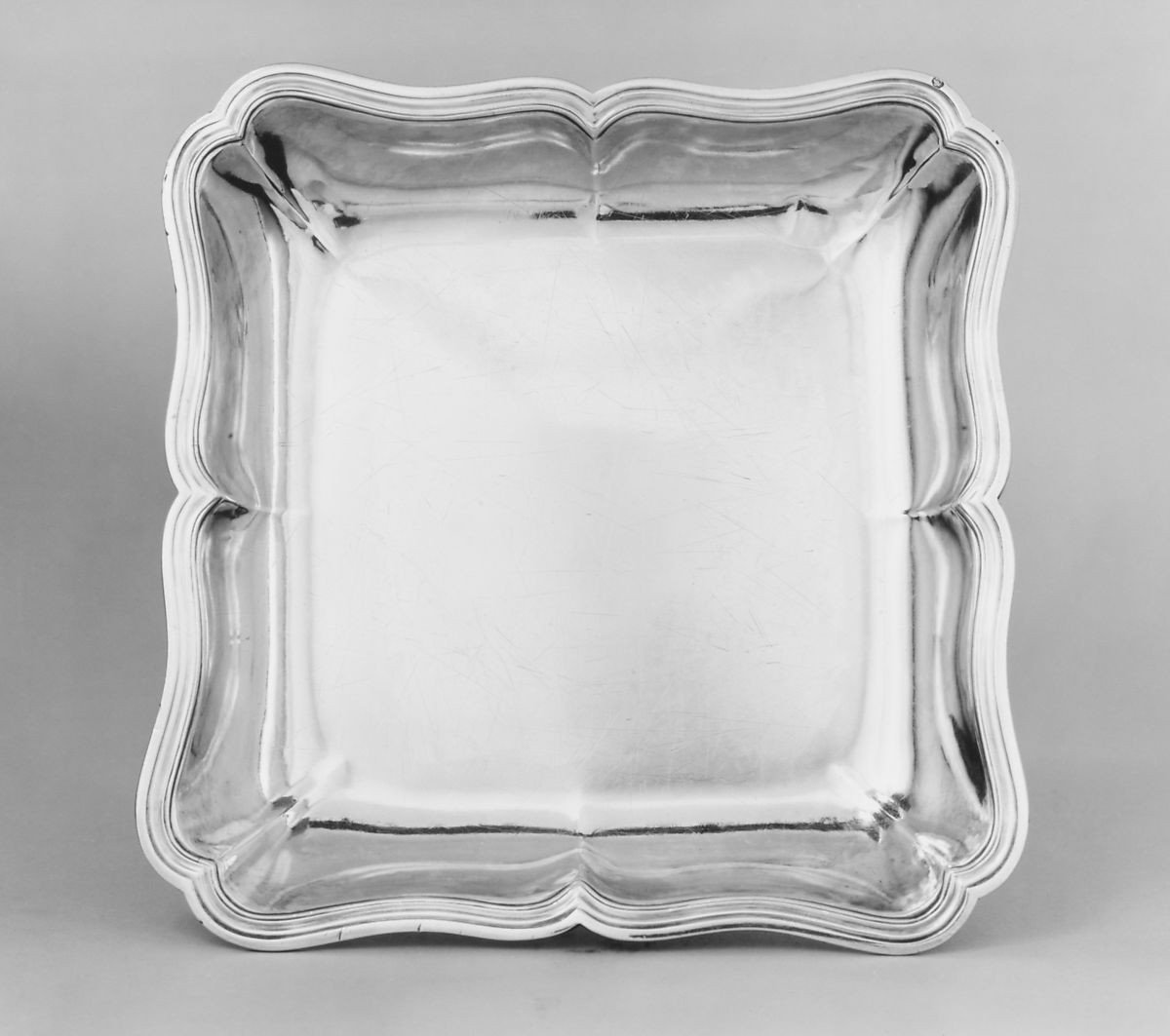 Dish, Sterling Silver By Jean-antoine Bourguet, Paris, 1760-1761-photo-4