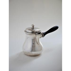 Cafetière "marabout" en argent, Paris, 1764-1765