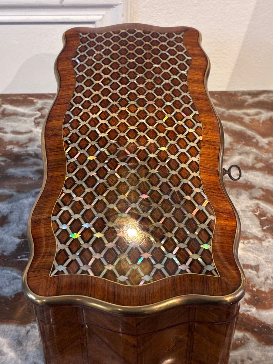 19th Century Glove Box Geometric Marquetry Mother-of-pearl Curved On All Sides Napoleon III Period -photo-1