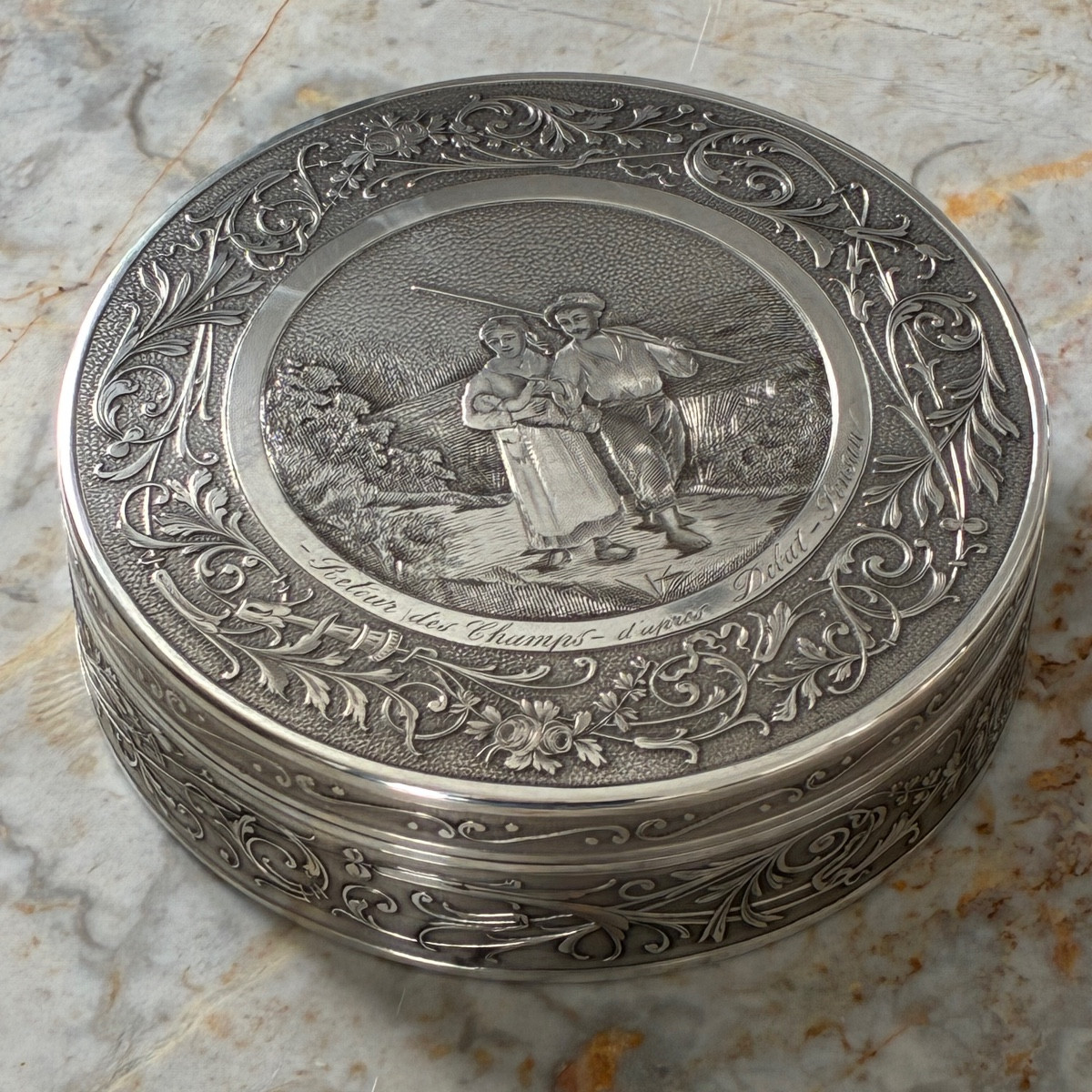 Large Round Solid Silver Box – Engraving “return From The Fields” After Debat-ponsan 