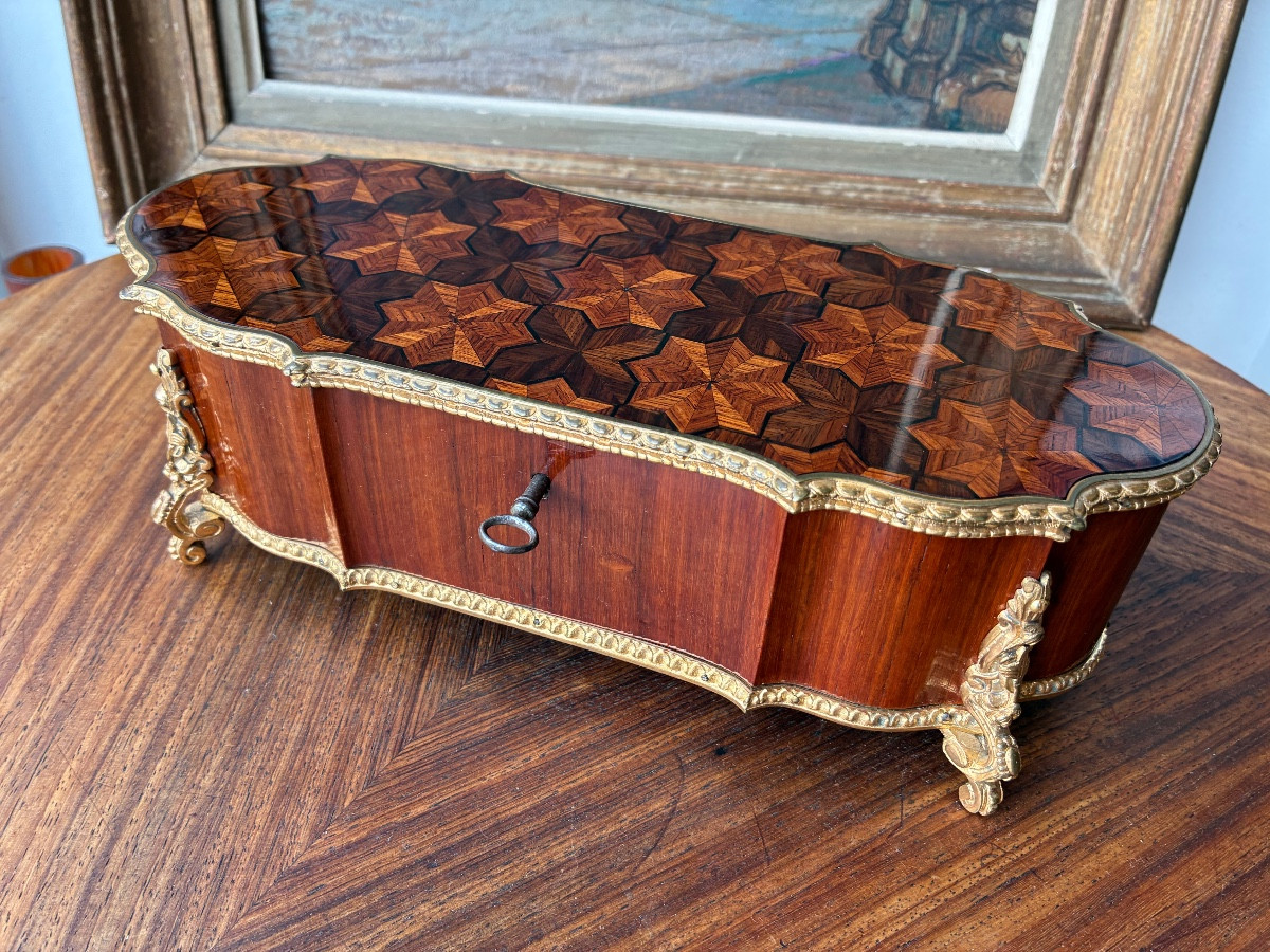 Glove Box From The Napoleon III Era, Geometric Marquetry, 19th Century, Crossbow Shape 