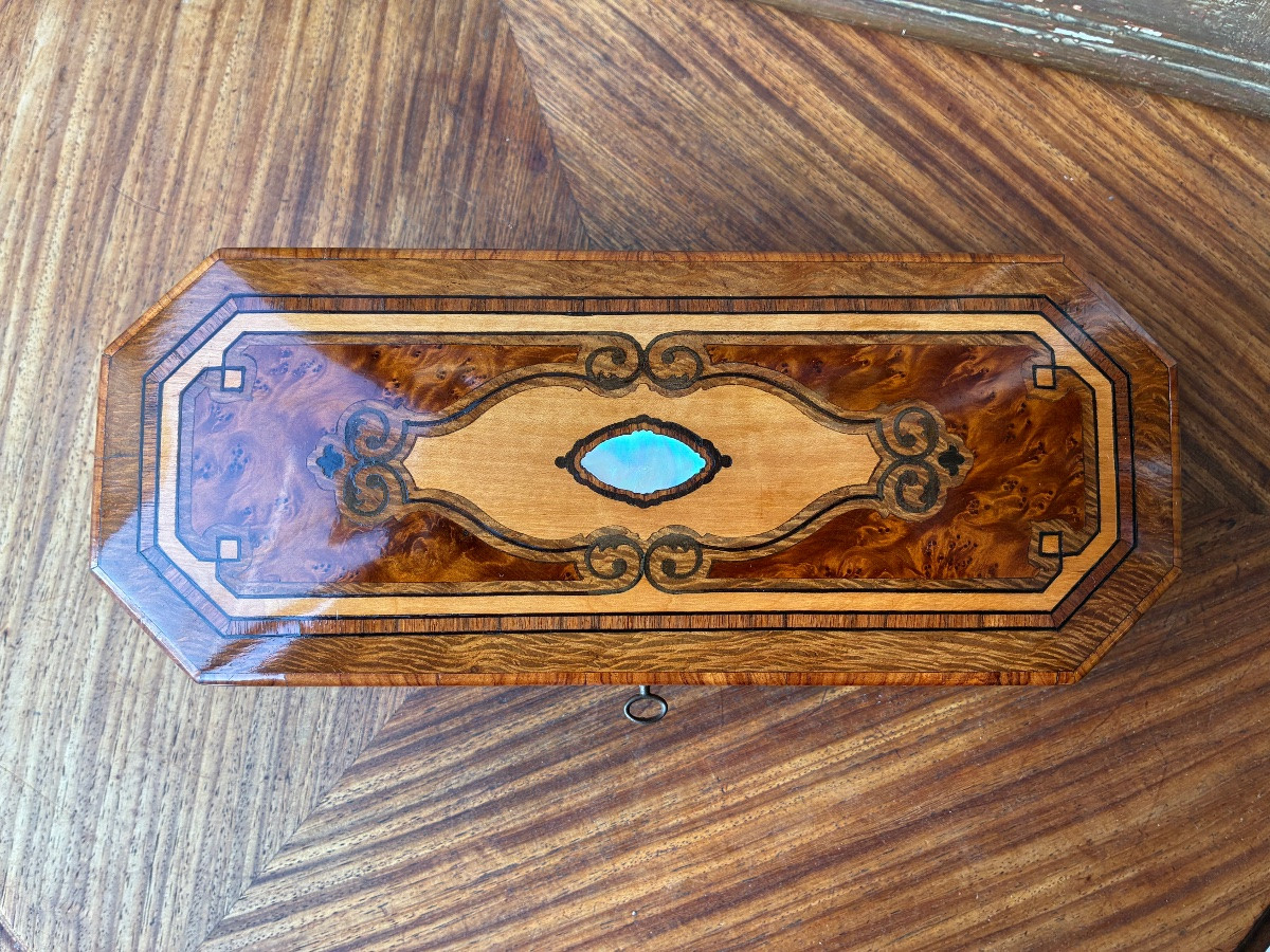 19th Century Octagonal Marquetry Glove Box, Napoleon III Period -photo-1