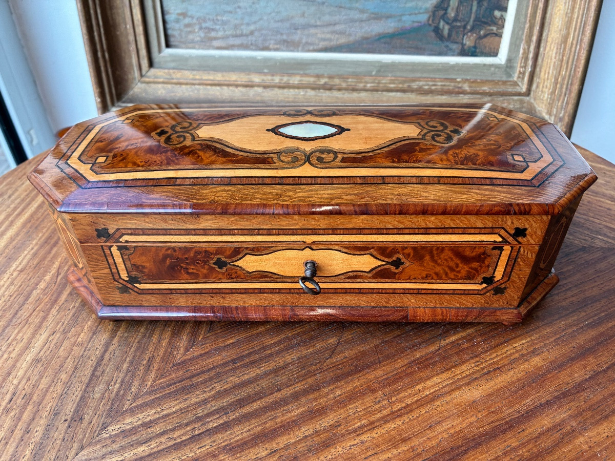 19th Century Octagonal Marquetry Glove Box, Napoleon III Period 