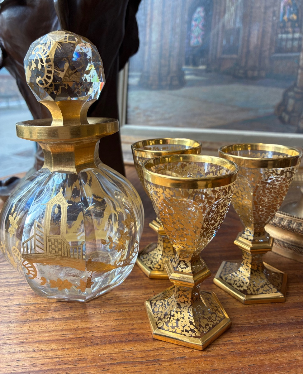 Harcourt Cut And Gilded Crystal Liqueur Service – Styptane Paris – Decanter And 3 Signed Glasses