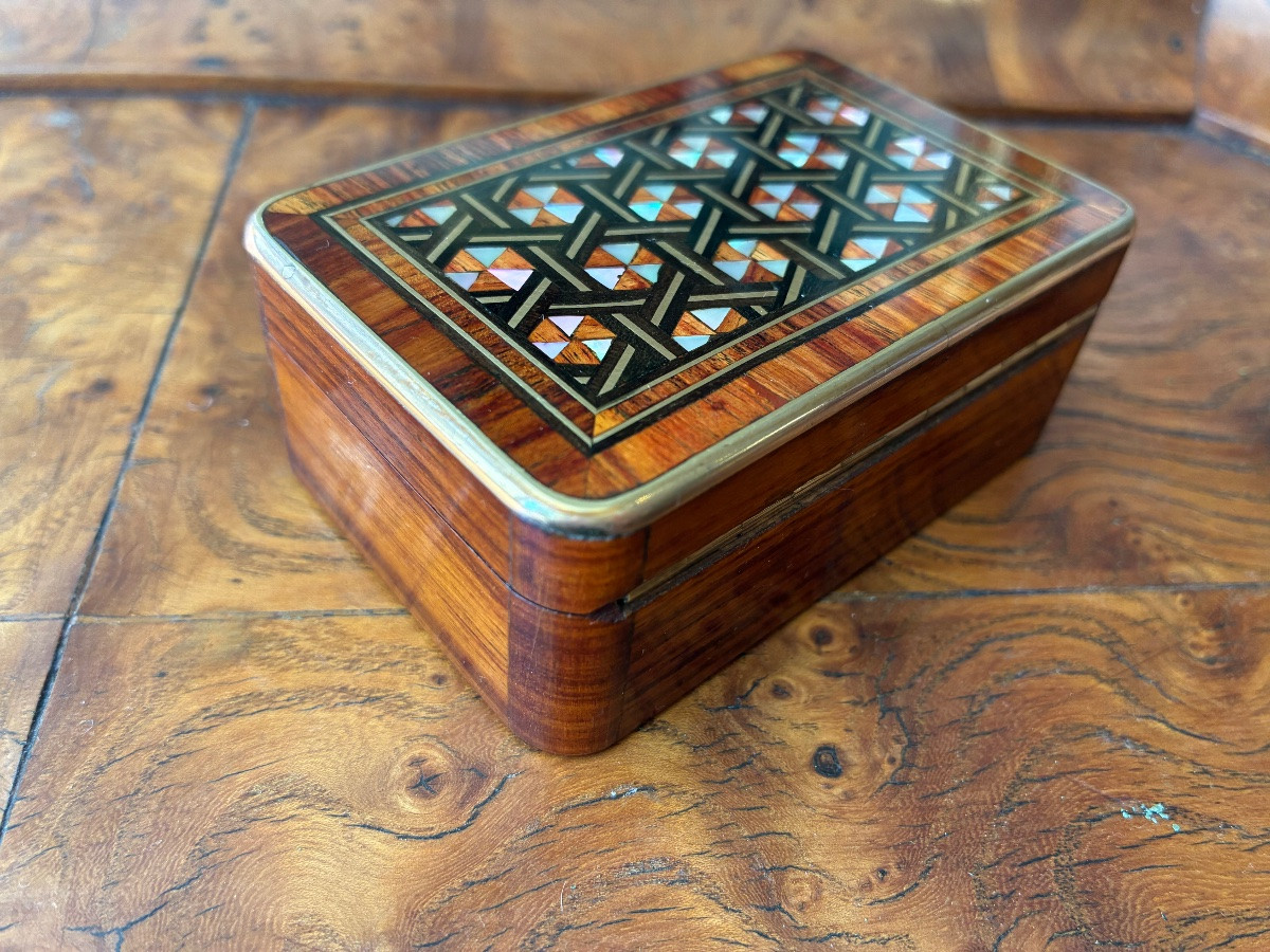 Boîte Napoléon III marqueterie géométrique bois de rose nacre et laiton XIXe-photo-3