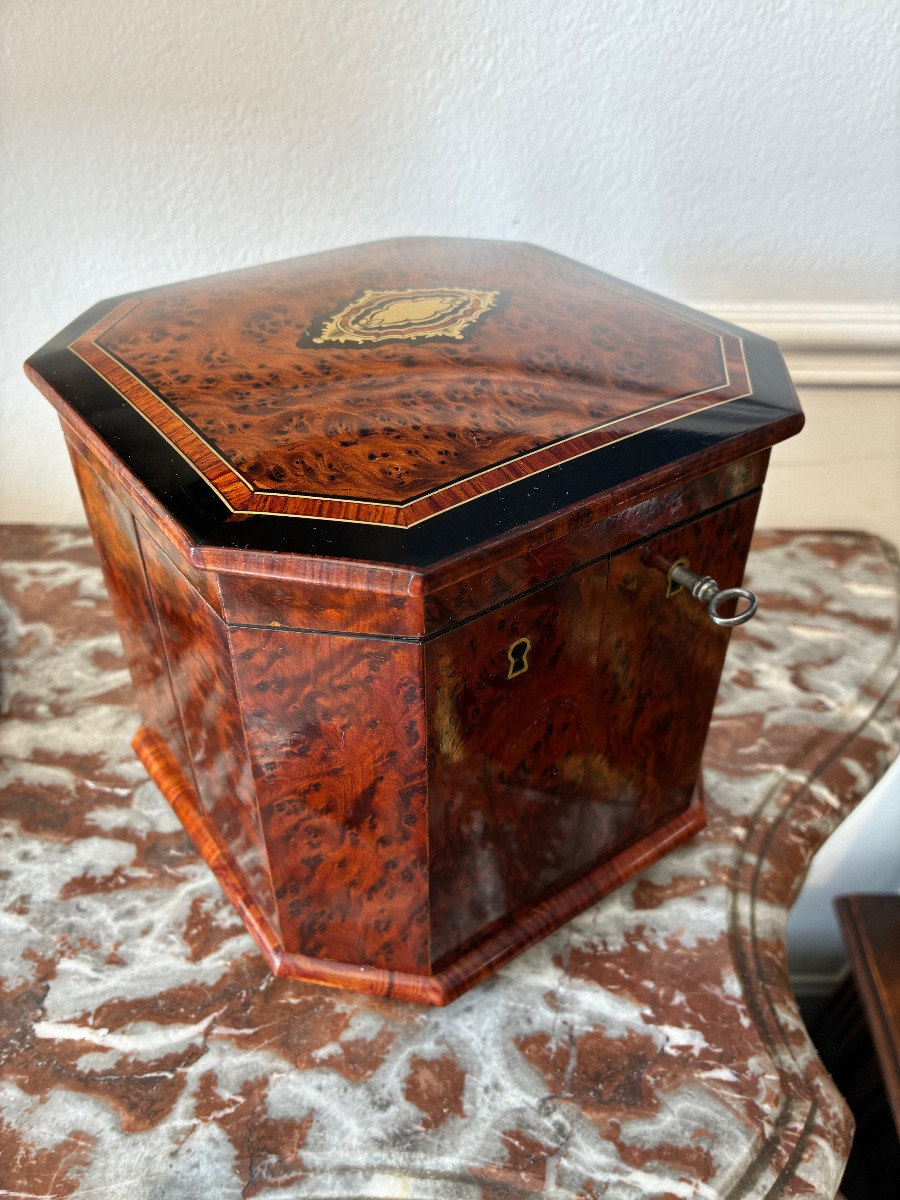 Cave à cigares Napoléon III en loupe de thuya – Coffret octogonal marqueterie XIXe siècle-photo-2