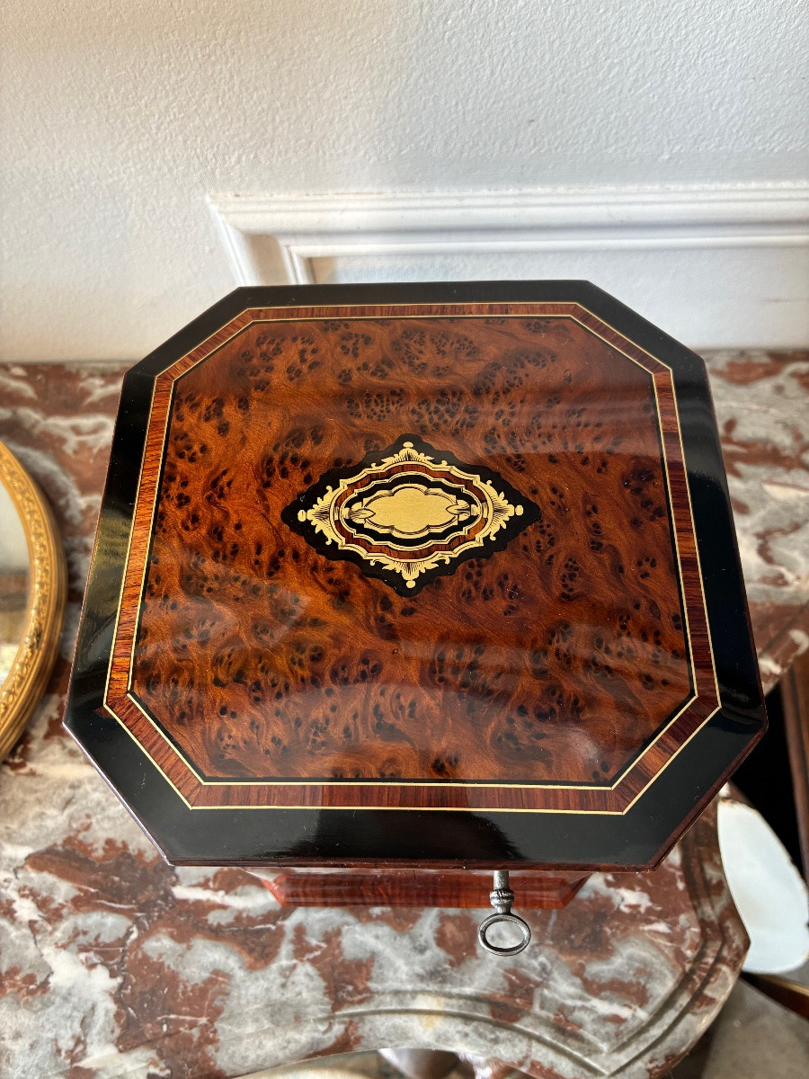 Cave à cigares Napoléon III en loupe de thuya – Coffret octogonal marqueterie XIXe siècle-photo-4