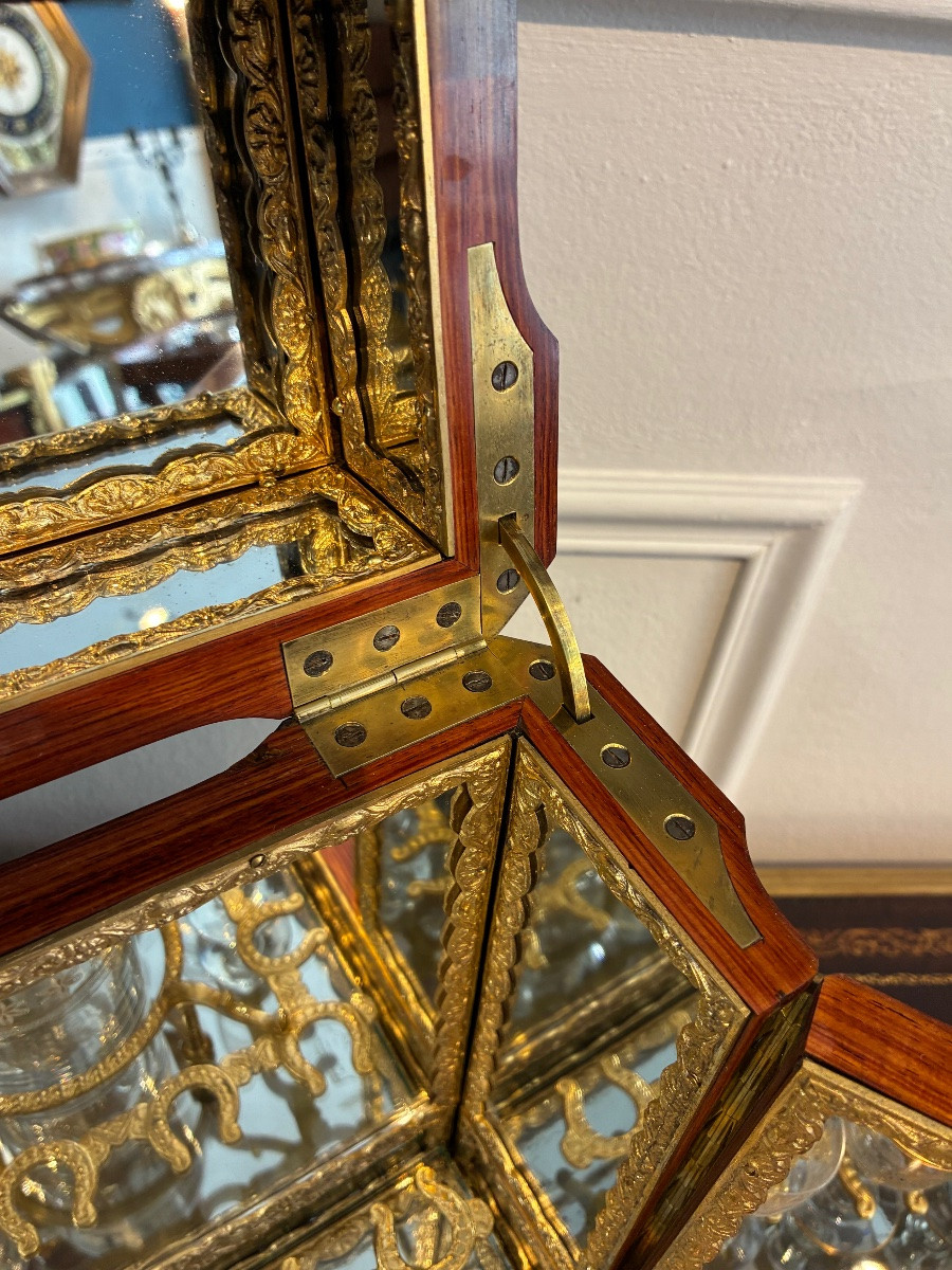 Grande cave à liqueur Ep Napoléon III marqueterie miroir Cristal baccarat, 6 carafes 30 verres-photo-4