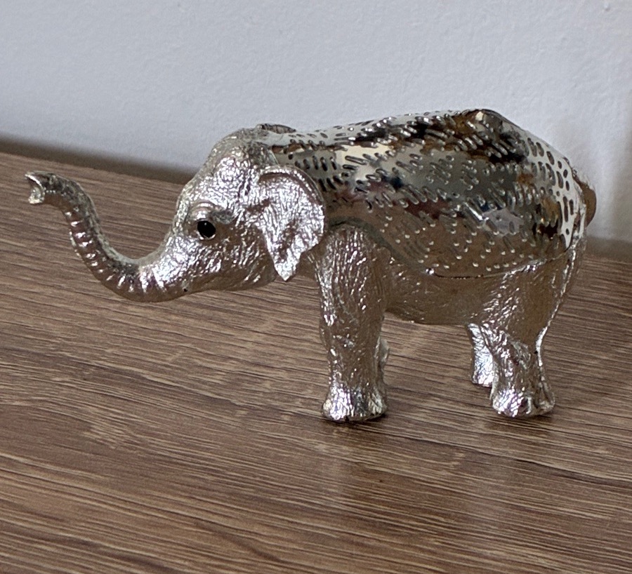 "lumière Collection" Elephant In Silver-plated Metal – Christofle-photo-2