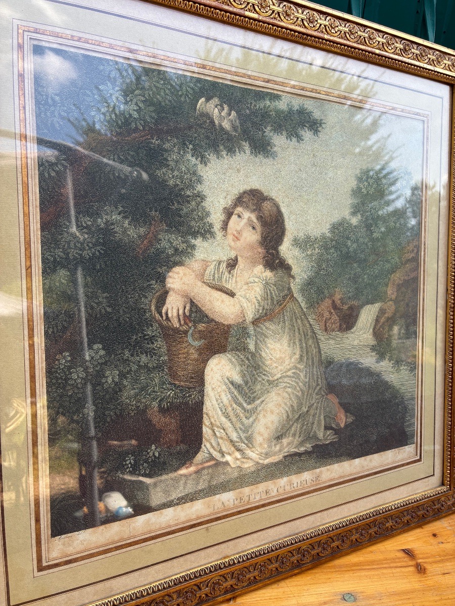 Gravure ancienne rehaussée à l’aquarelle « La Petite Curieuse » – Cadre en bois sculpté et doré-photo-2