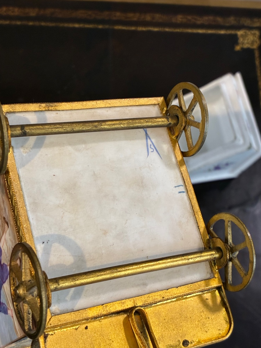Polychrome Porcelain Box With Gilded Brass Mountings, Attributed To Samson, 19th Century-photo-3