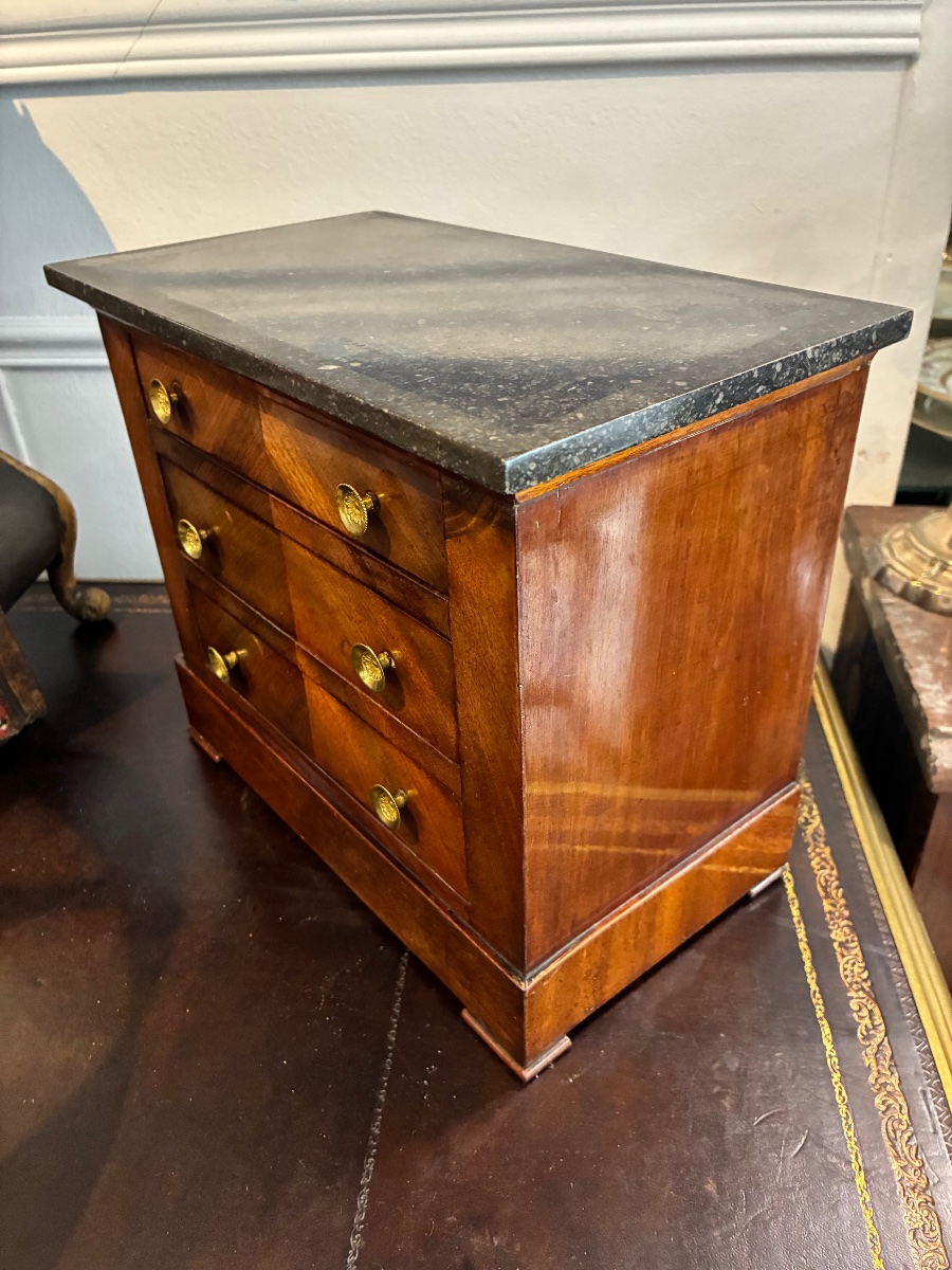 Master's Chest Of Drawers, Restored, Made Of Mahogany And Black Marble – 19th Century-photo-3