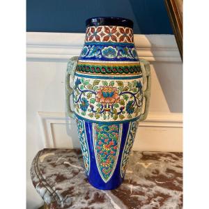 Vase en Faïence de Longwy à décor cloisonné et anses éléphants – Art Déco, vers 1920