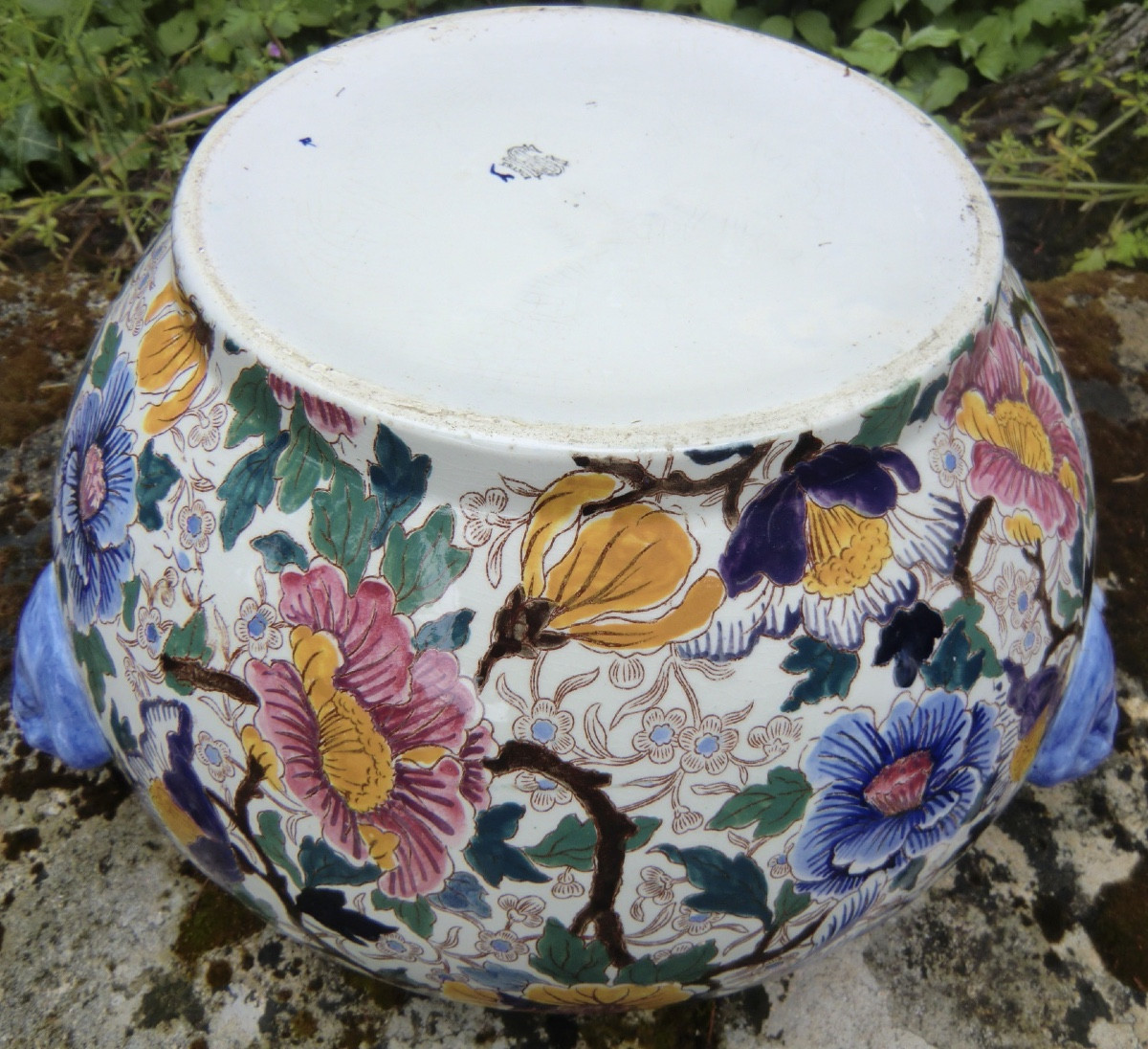 Large Polychrome Ceramic Flowerpot With Floral Decoration From The 20th Century. Height: 22 Cm X Width: 44 Cm.-photo-1