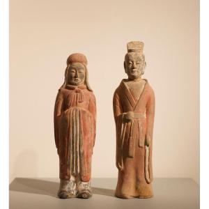 Une paire de figurines Wei du Nord (386-535)