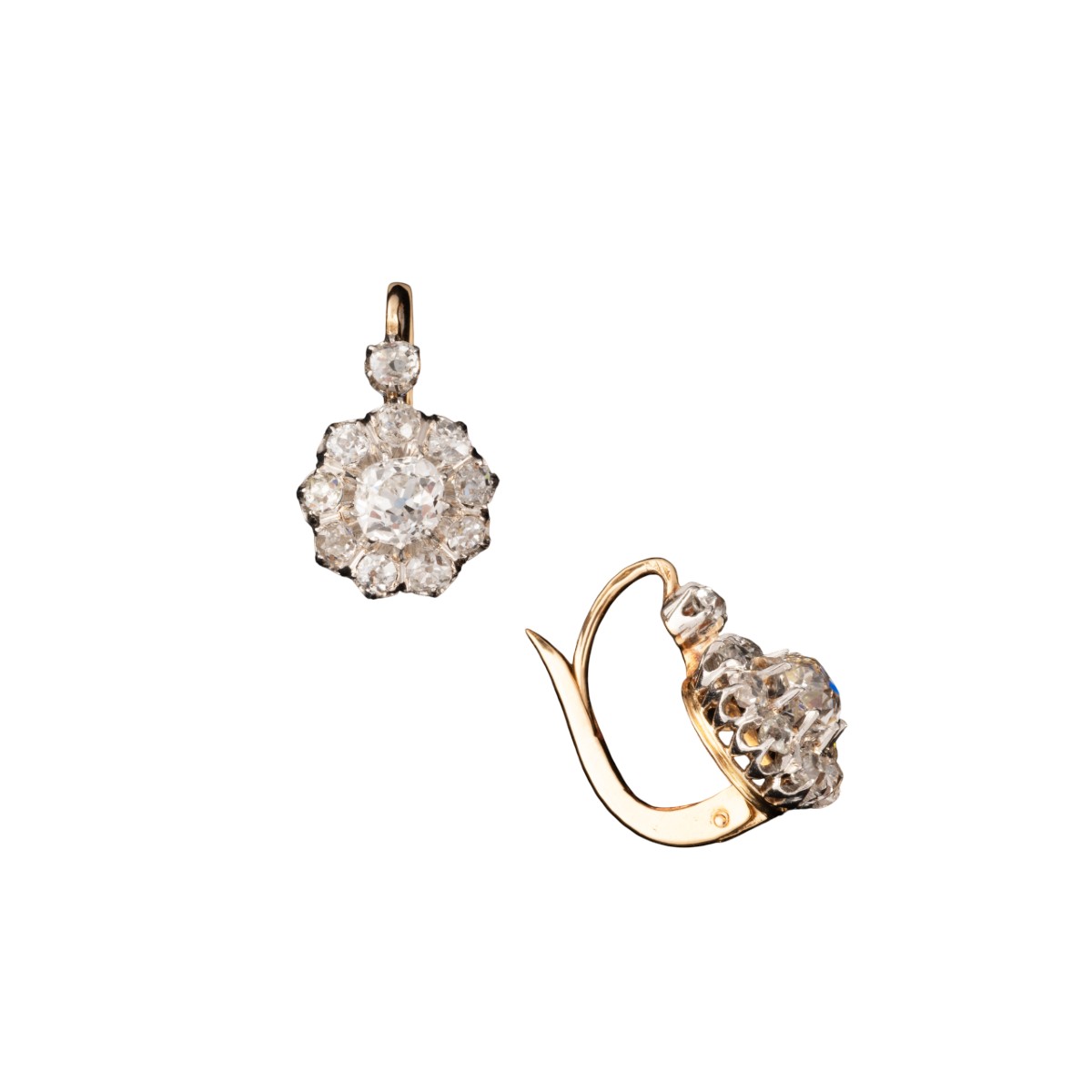 "marguerite" Sleepers Earrings In 18k Yellow Gold And Platinum.-photo-4