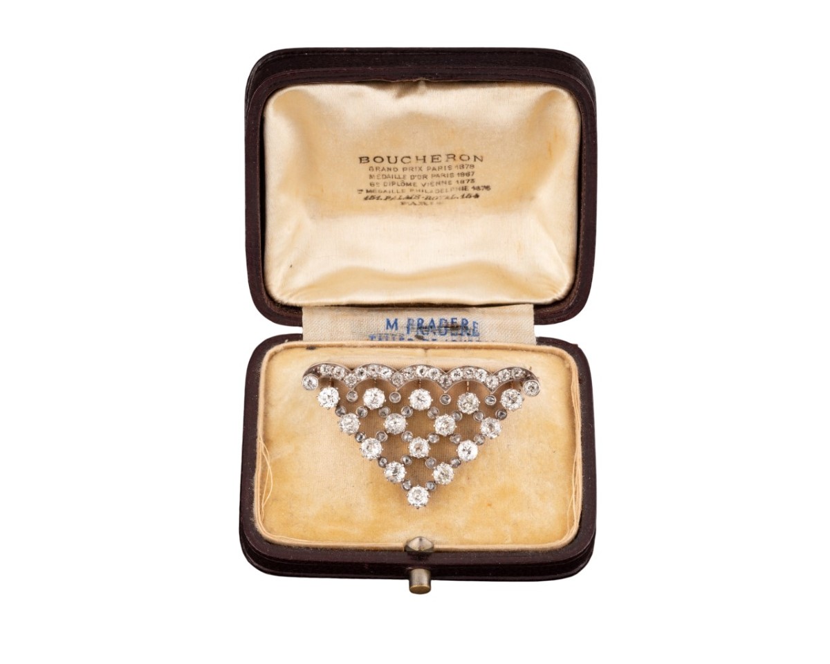 BOUCHERON - Broche en or et diamants 