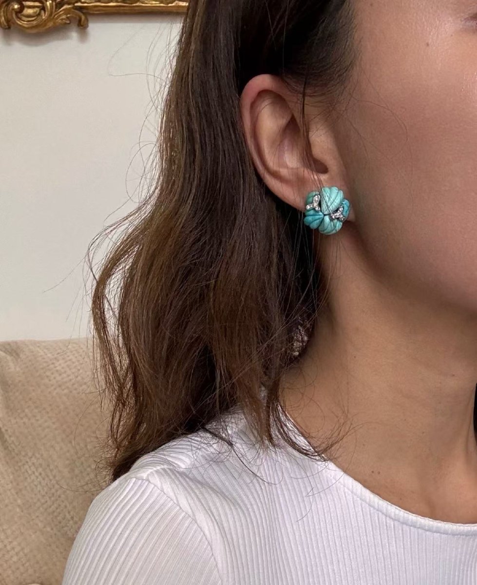 Sterlet - Pair Of Gold, Diamond And Turquoise Earrings-photo-2
