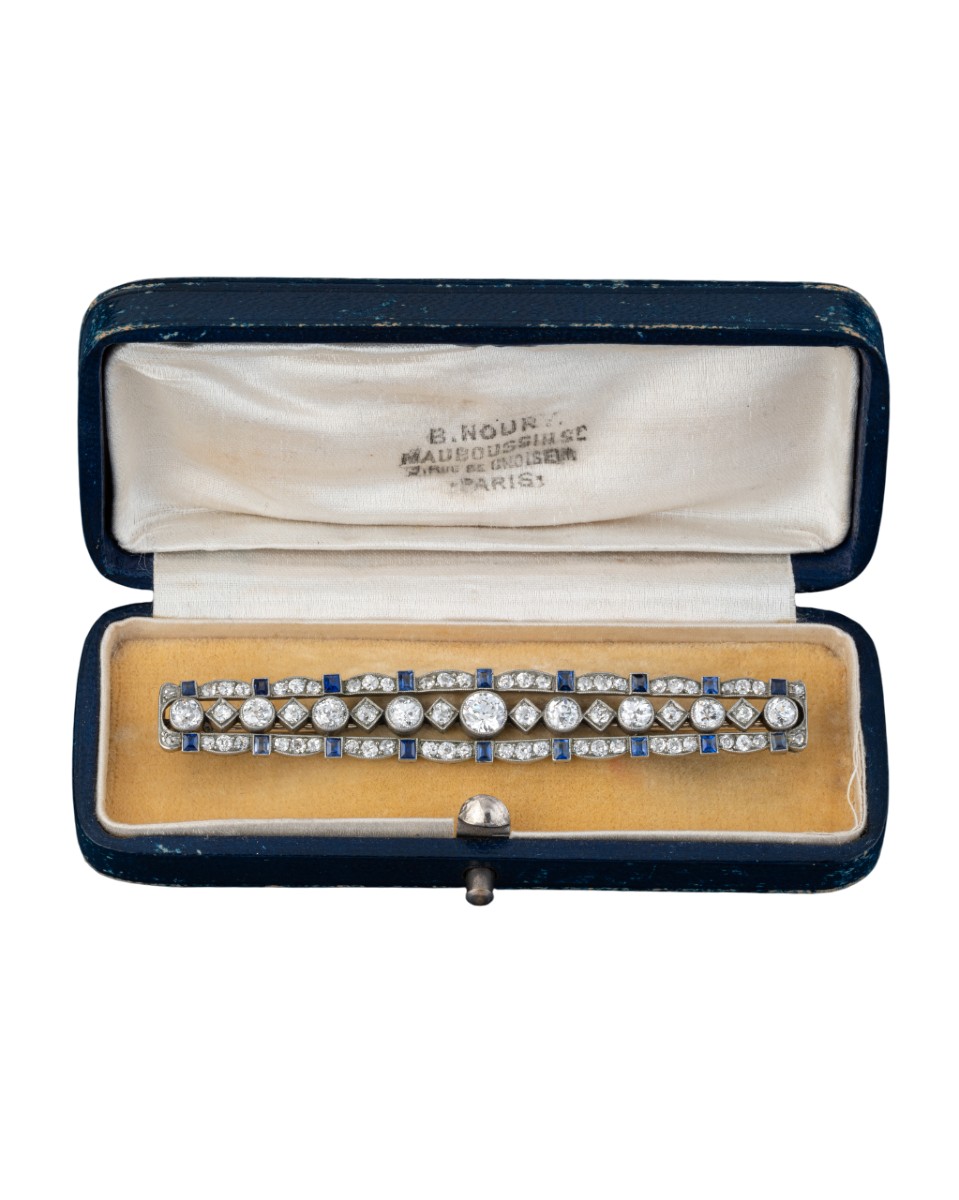 Broche bavette année 1920 