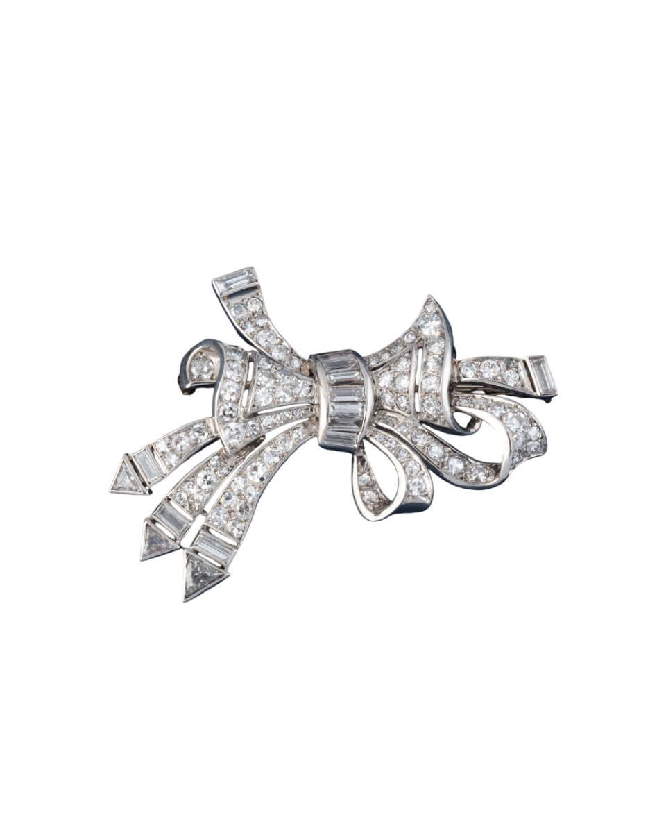 Broche Noeud en or et diamants, années 1930