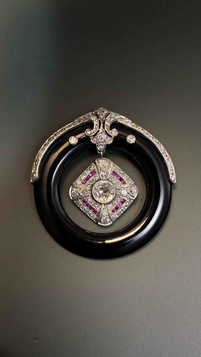 Pendentif anneau en or, platine, onyx et diamants, vers 1930-photo-4