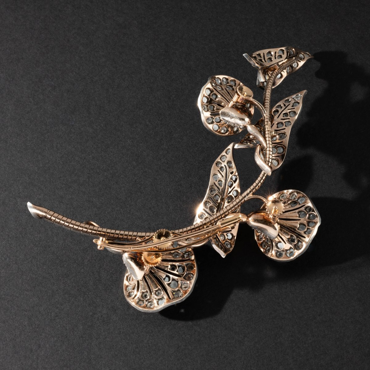 Broche Liseron en or 18k, argent et diamants, fin XIXe siècle-photo-3