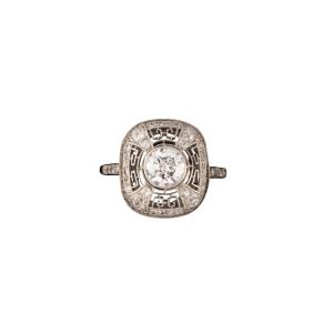 Bague Art Déco en platine et diamants