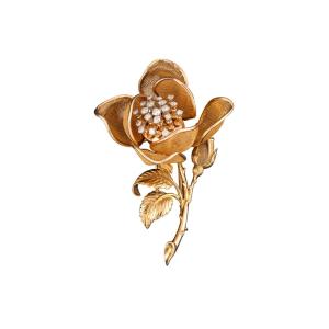 Broche Fleur en or et diamants année 1950